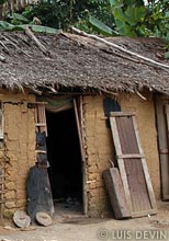 Baka Pygmy mud house